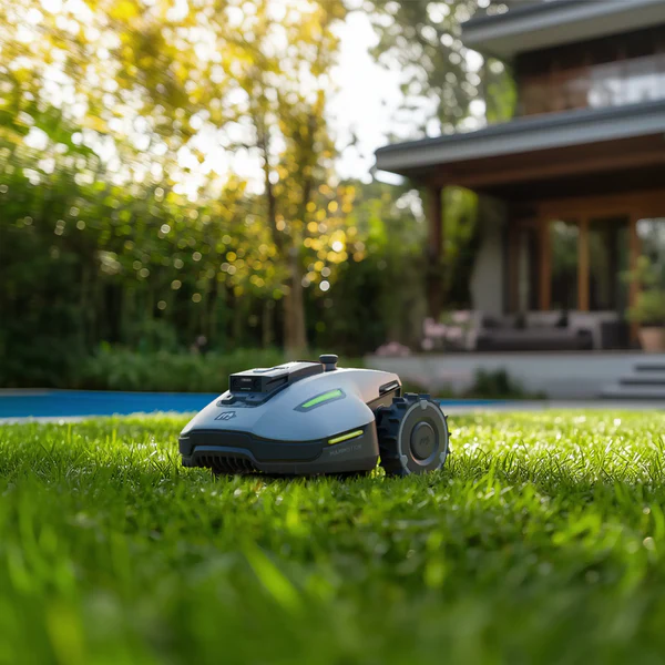 MAMMOTION YUKA mini 600 Robot Tondeuse Sans Fil Périmétrique – Image 4